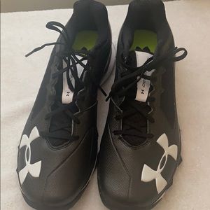 Under armor turf Deception